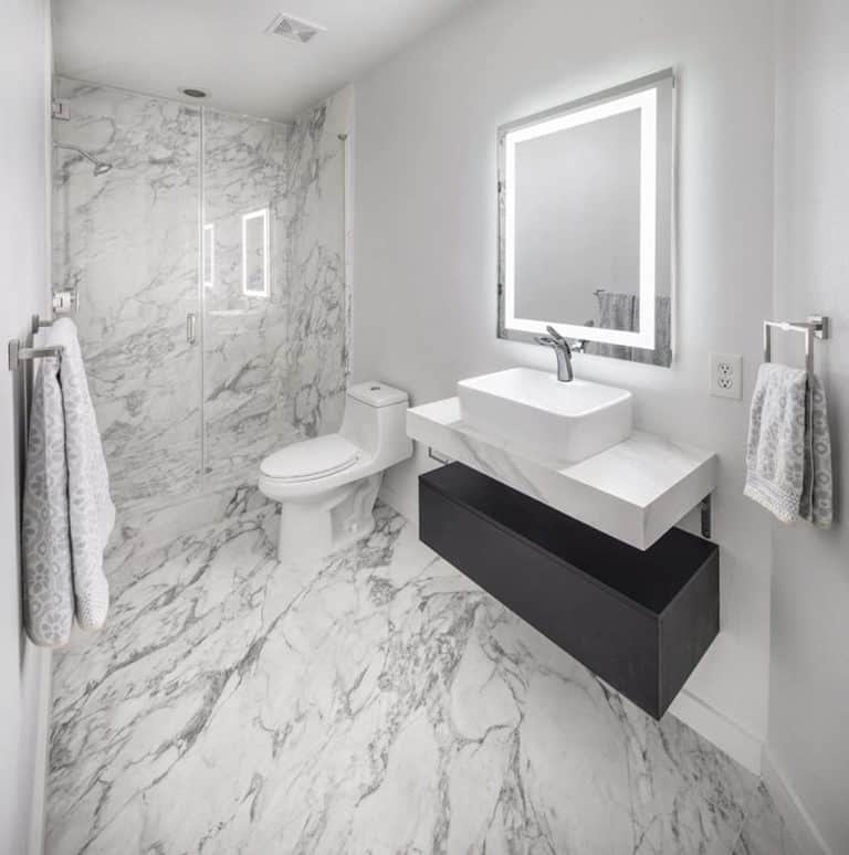 Proven Small Bathroom Remodeling Ideas for Clermont Homeowners in 2024